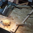 Lampe articulée pour tables et murs - 2 en 1!