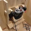 Scie et défonceuse sur table DIY