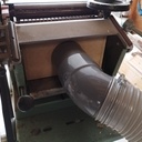 La boite d'aspiration dégauchisseuse à sa place.