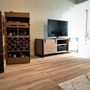 Meuble TV en chene massif et métal dans un style industriel