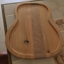 Plateaux en forme de guitare