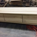 Un joli banc de lit étoilé