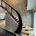 Escalier limon central