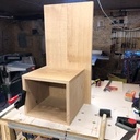 Table de nuit suspendue