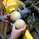 Montage pour réaliser des boules en bois