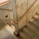 Main courante débillardée