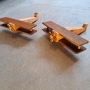 Jouets : deux avions