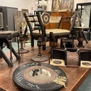 Des meubles Carlo Bugatti sauvés de la déchetterie