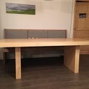 Table pas si massive