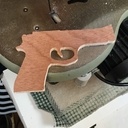 Pistolet en bois chantournage
