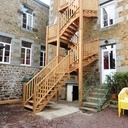 Escalier extérieur en assaméla
