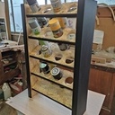 Rangement bombe de peinture murale