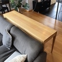 Console trois tiroirs en hêtre.