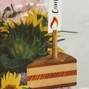 Porte prénom gâteau en bois pour table d'anniversaire