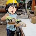 Scie sauteuse pour l'assistant