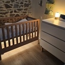 Lit bébé à barreaux