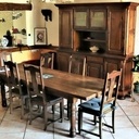 Buffet et table en chêne ancien de réemplois