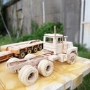 Deux modèles MACK ; R600 et DM600