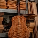 Guitare Dreadnought slope shoulders (B-42)