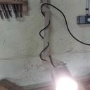 Lampe articulée pour tables et murs - 2 en 1!