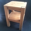 Une Table de Chevet en Chêne