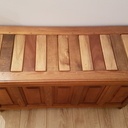 Le premier meuble pour ma fille , coffre à jouet entièrement fait avec des chutes