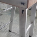 Une échelle et du chêne ... L'improbable tabouret!