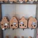 Caisse de rangement de brosses pour chevaux