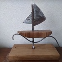 Bâteau en pleine mer