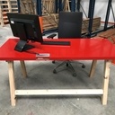 Bureau en matériaux de réemploi