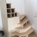 ESCALIER EN CONTREPLAQUE