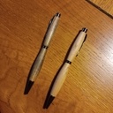 Stylos avec un bout de bois