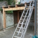 Auvent avec une terrasse sur le toit