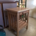 Table de nuit en chêne