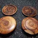 Boîtes et assiettes