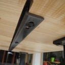 La table aux petits galets