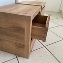 2 tables de chevet pour aller avec mon lit
