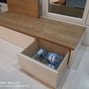 Meuble banquette à dossiers coulissants