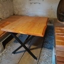 Table et banquette pour un carnoztet