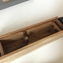 Plumier en noyer et bois de Bannia