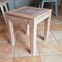 Bout de canapé (petite table)