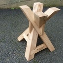 Etude pietement  pieds croisés