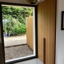 Des placards aux poignées longues