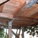 Cabane pour enfants sur pilotis