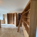Bibliothèque chêne avec porte cachée