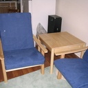 Fauteuils, causeuse et tables