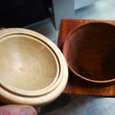 Un gland à pattes pour les noisettes.