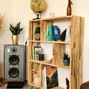 Bibliothèque sur-mesure en bois surcyclé