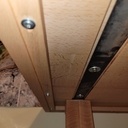 Bureau aux pieds courbes