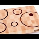 Un nouveau niveau dans la planche à découper en bois de bout